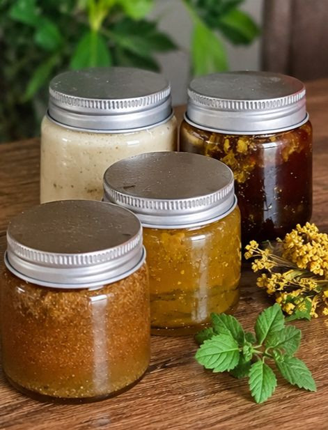 معجون مخصوص کبد چرب ( ترکیب شده با عسل 40 گیاه کوهی )